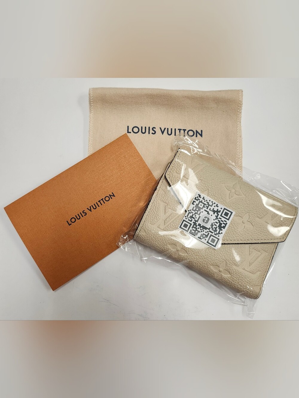 Louis Vuitton Beige Dust Bag and Card Set